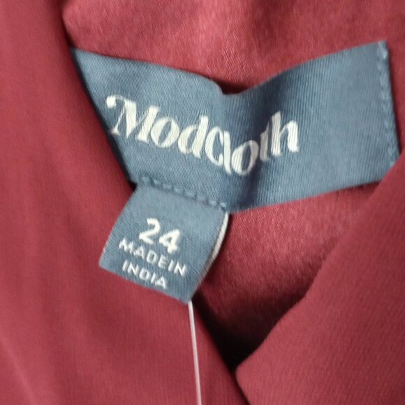 Modcloth Effortless Elegance Faux-Wrap Burgundy Long Dress - Picture 4 of 11